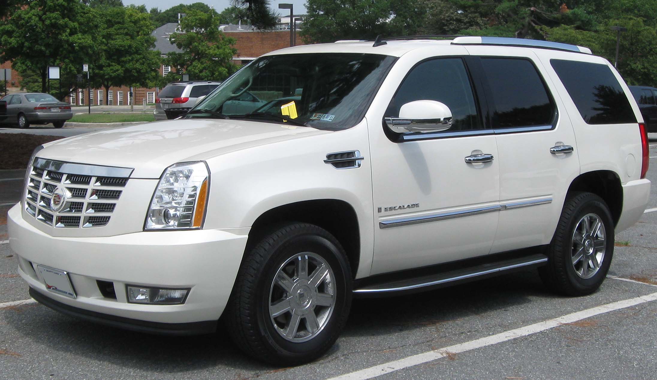 3rd_Cadillac_Escalade_-_08-16-2010